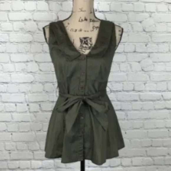 Odille Tops Odille Top 6 Darling Cotton Sleeveless Button Down